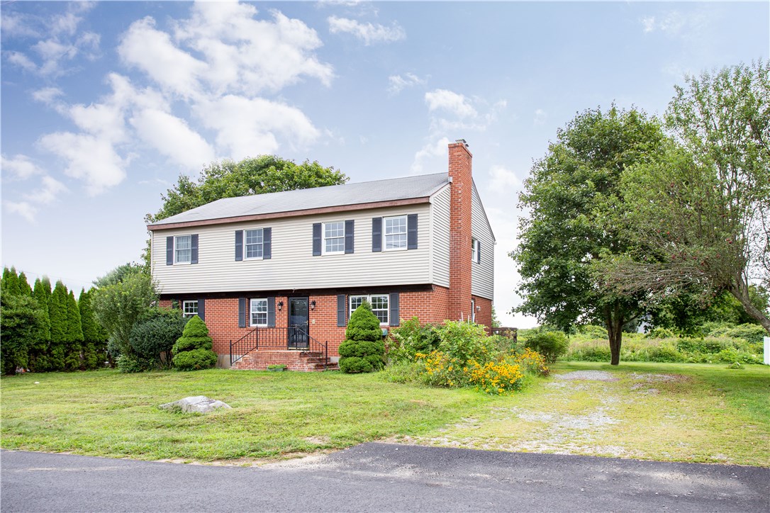 6 Cornell Road Narragansett, RI 02882 - Photo 4 of 30