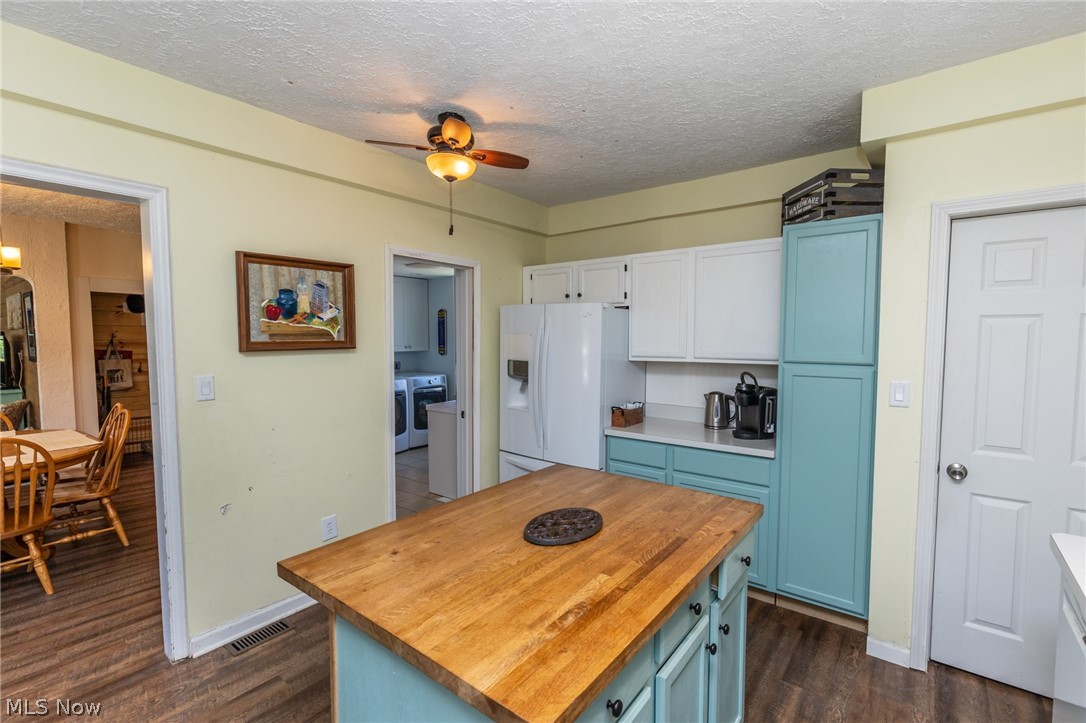 4581 Broadview Road Cleveland, OH 44109 - Photo 9 of 35