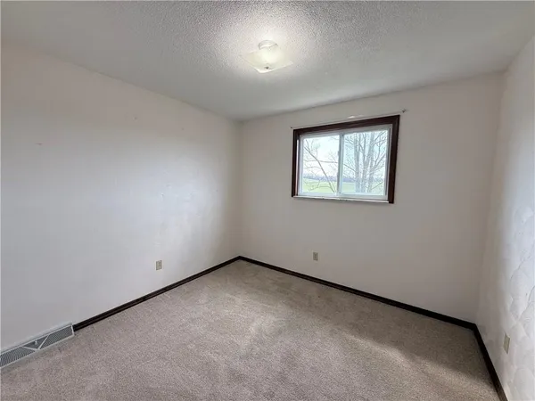 $1,600 | 1455 Highway 130, Greensburg, PA 15601