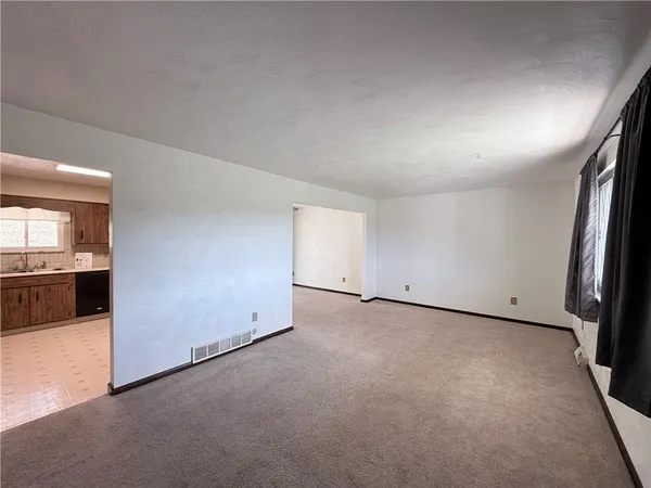 $1,600 | 1455 Highway 130, Greensburg, PA 15601