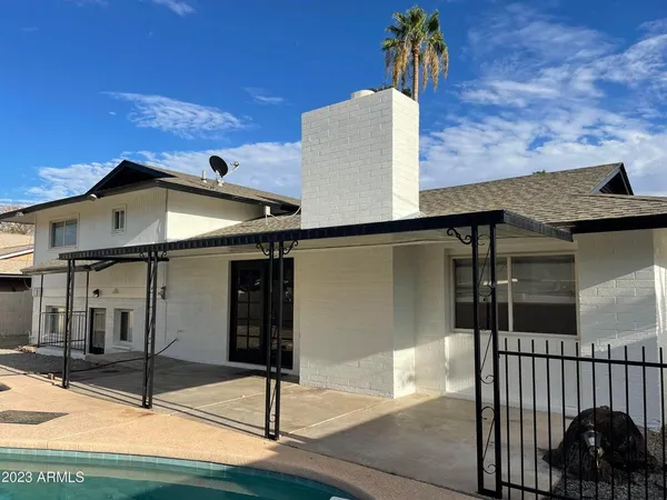 $5,750 | 1600 East Laguna Drive, Tempe, AZ 85282