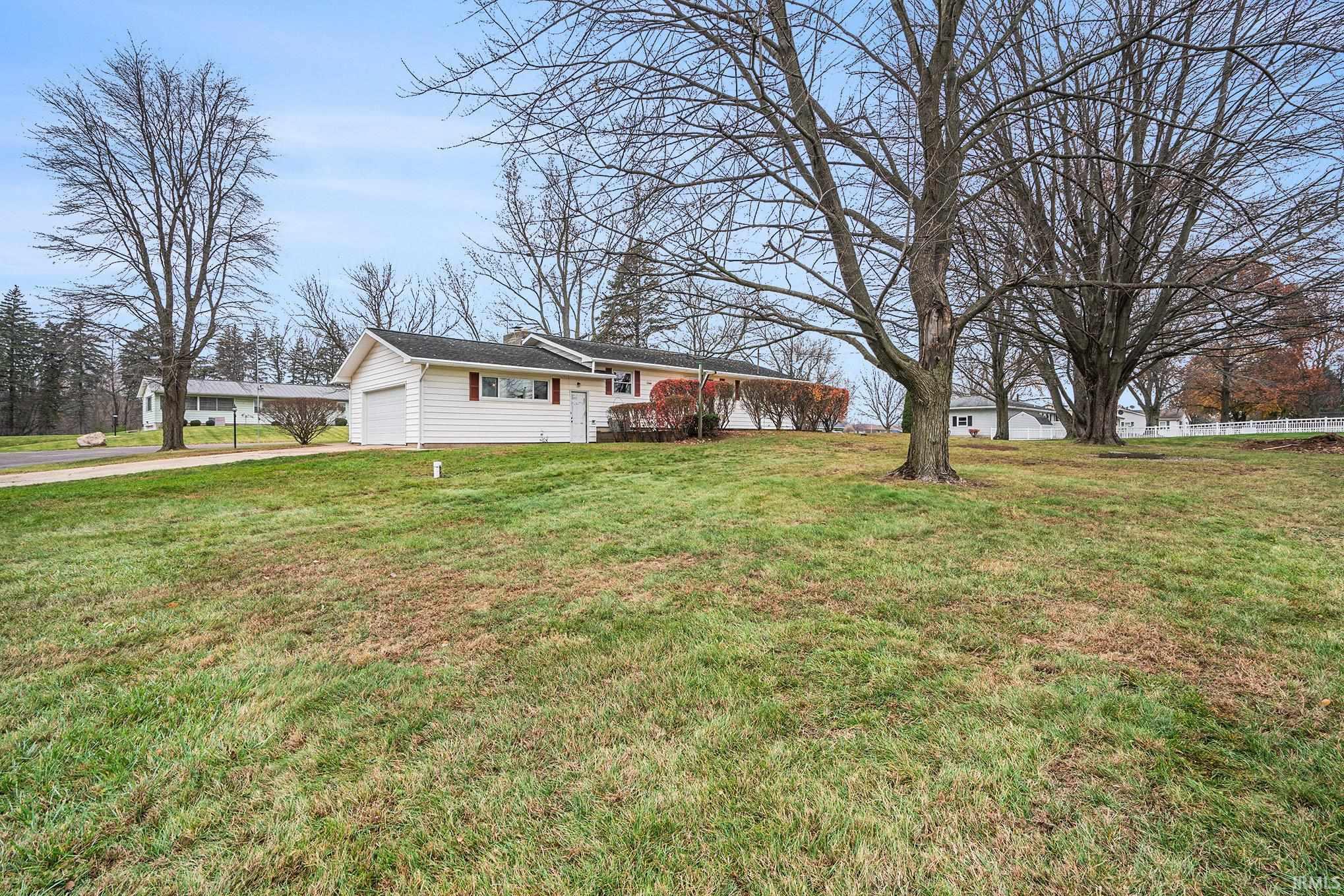 175 North 10th Street West Lagrange, IN 46761 - Photo 2 of 18