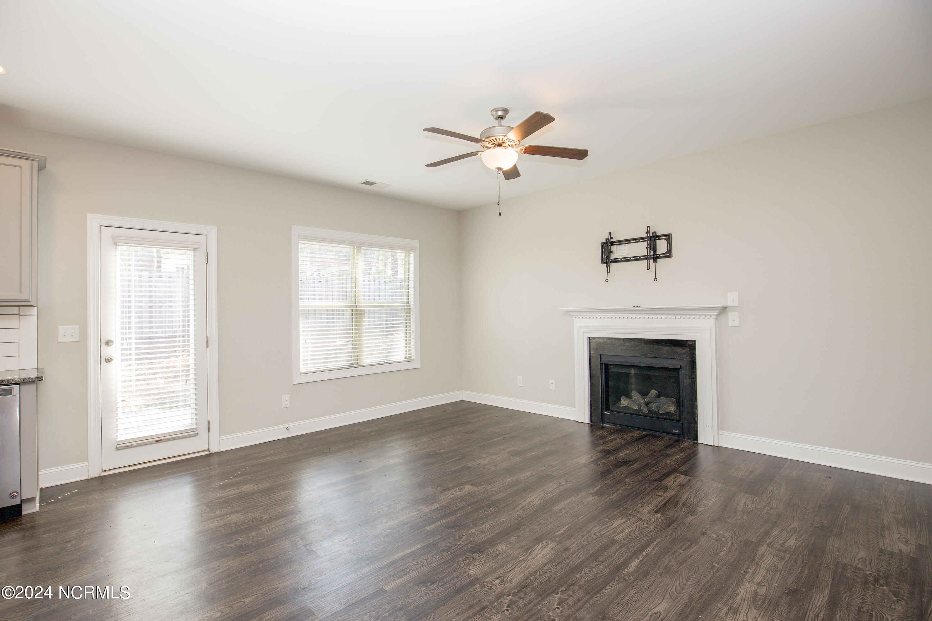 4085 Murdocksville Road West End, NC 27376 - Photo 11 of 60 4085 Murdocksville Rd-16