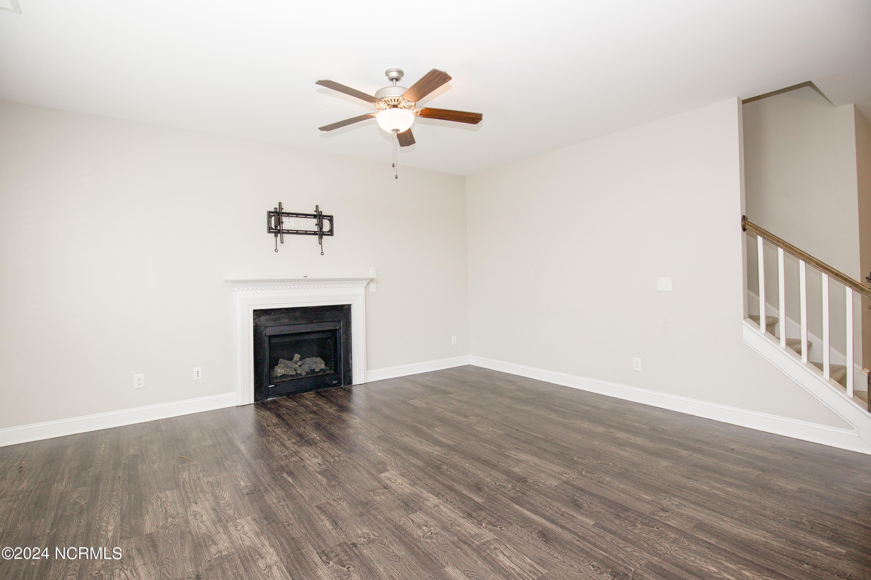 4085 Murdocksville Road West End, NC 27376 - Photo 14 of 60 4085 Murdocksville Rd-19