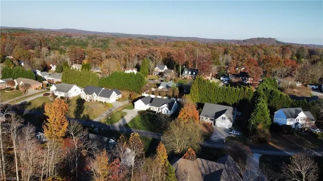 $330,000 | 2922 Mimosa Court, Randleman, NC 27317