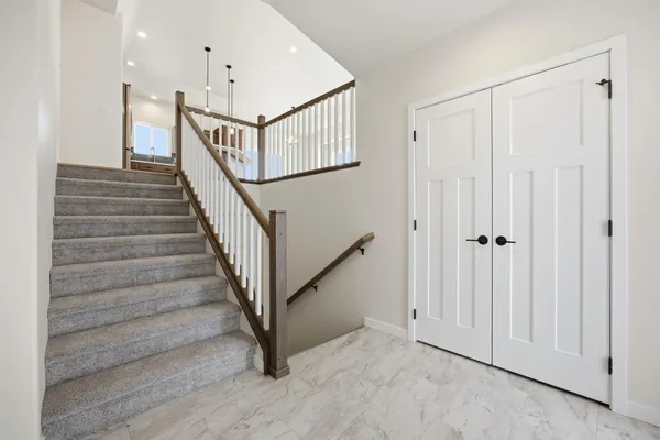 $499,900 | 7494 Eagle Point Drive South, Fargo, ND 58104