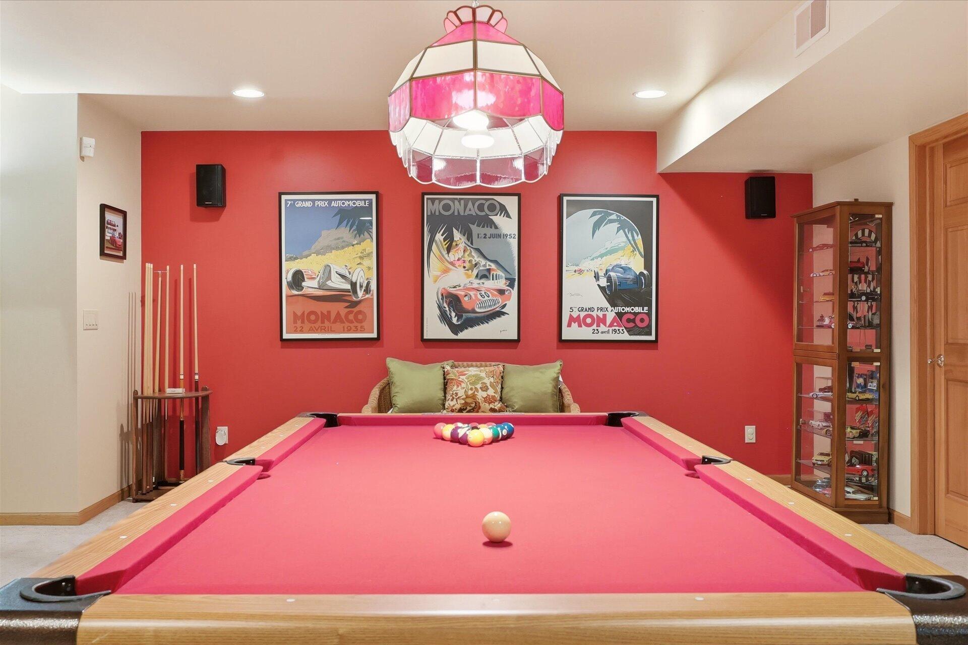 W330-s1417 County Rd C Delafield, WI 53018 - Photo 24 of 39 Pool table included!