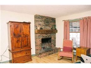 2248 County Road East Montpelier, VT 05602 - Photo 6 of 9 Gallery Image 6