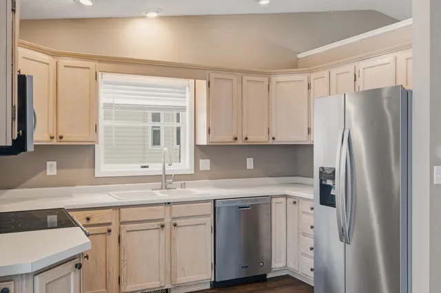 $379,999 | 1978 Sandalwood Drive, Onalaska, WI 54650