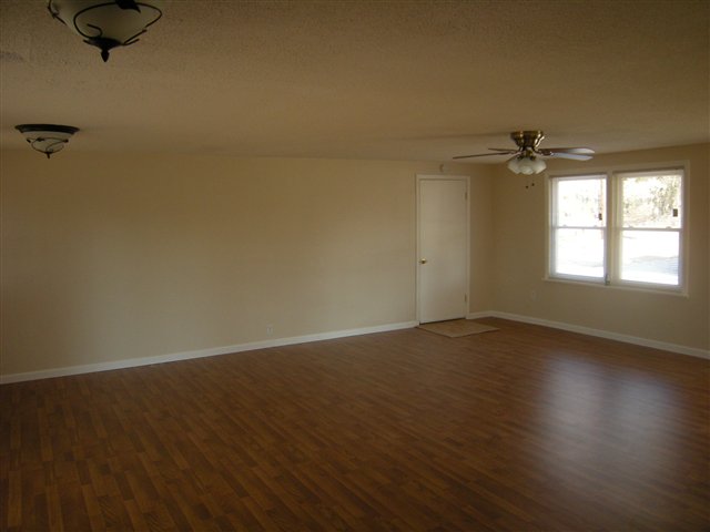 1105 Centerville Road Anderson, SC 29625 - Photo 2 of 14