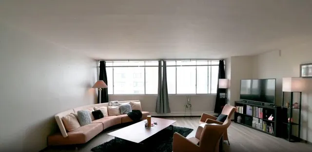 $7,000,000 | 3575 North Oakland Avenue, Shorewood, WI 53211