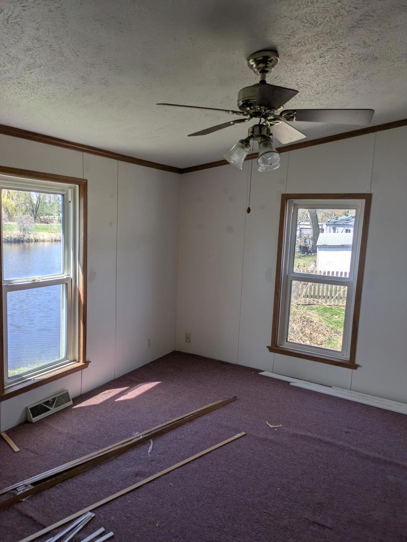54 Beacon Bay Road Lakemoor, IL 60051 - Photo 4 of 7