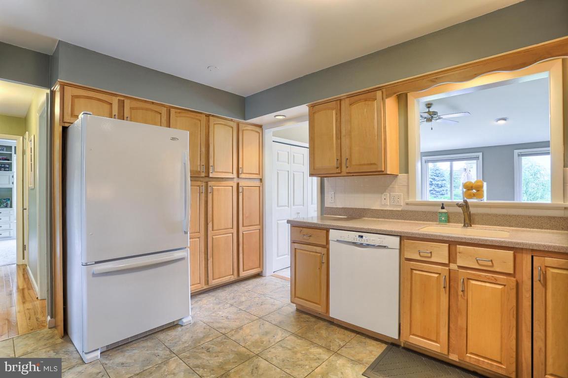 11 Becker Drive Lititz, PA 17543 - Photo 15 of 34 Gallery Image 15