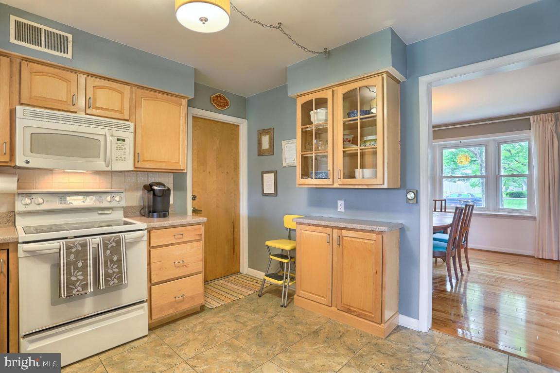 11 Becker Drive Lititz, PA 17543 - Photo 16 of 34 Gallery Image 16
