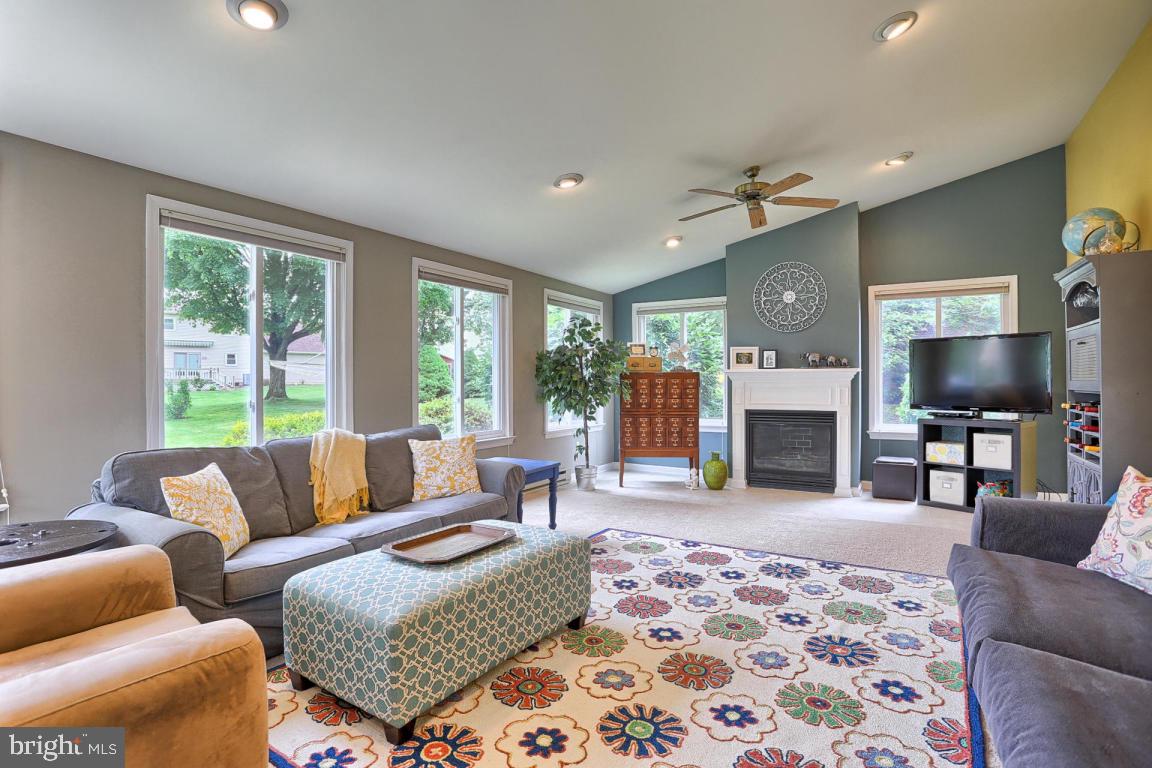 11 Becker Drive Lititz, PA 17543 - Photo 18 of 34 Gallery Image 18