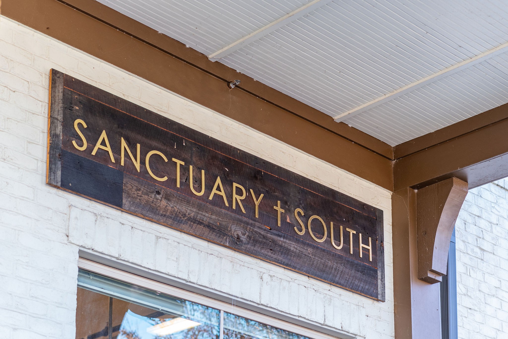 1031 Howland Street Franklin, TN 37064 - Photo 60 of 69 a close up of a street sign