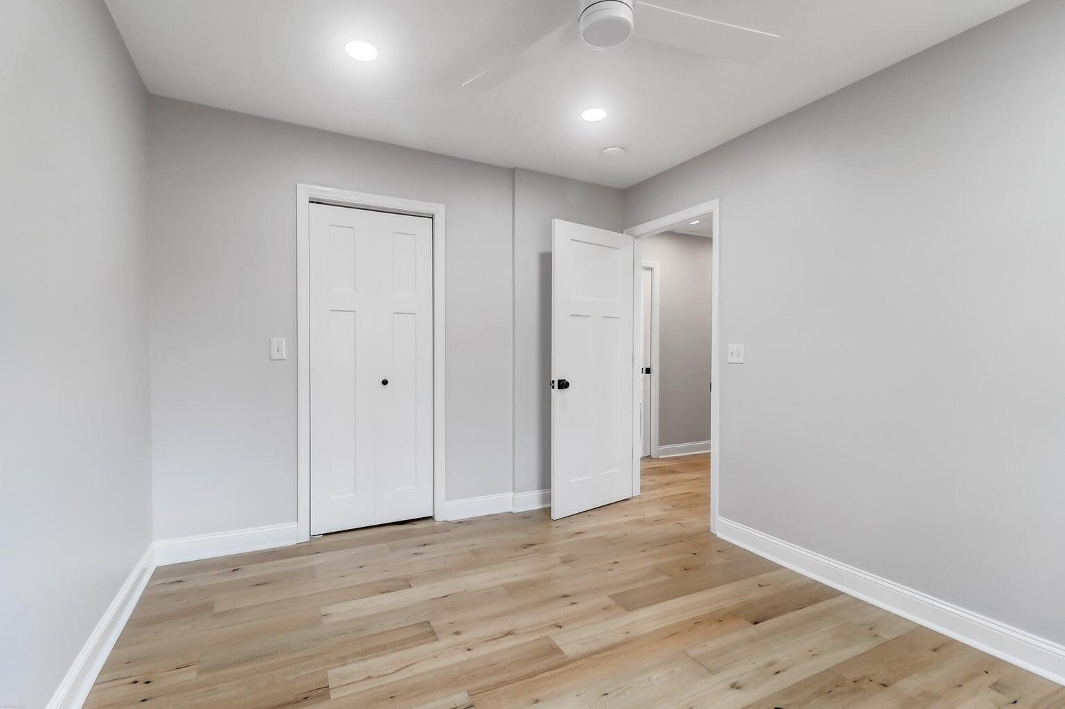 167 Fishburne Street Charleston, SC 29403 - Photo 37 of 47 37