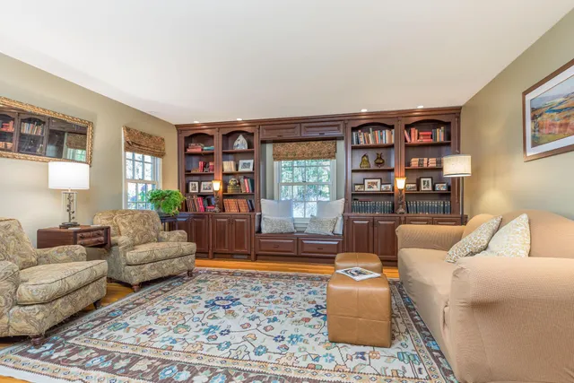 $1,175,000 | 113 Exeter Road, North Hampton, NH 03862