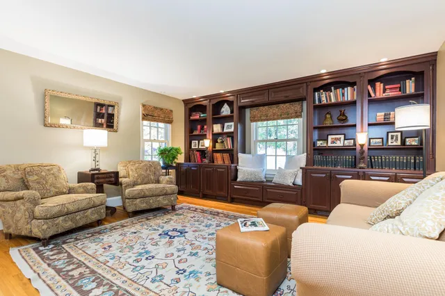 $1,175,000 | 113 Exeter Road, North Hampton, NH 03862