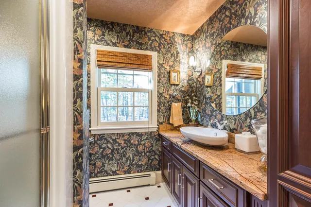 $1,175,000 | 113 Exeter Road, North Hampton, NH 03862