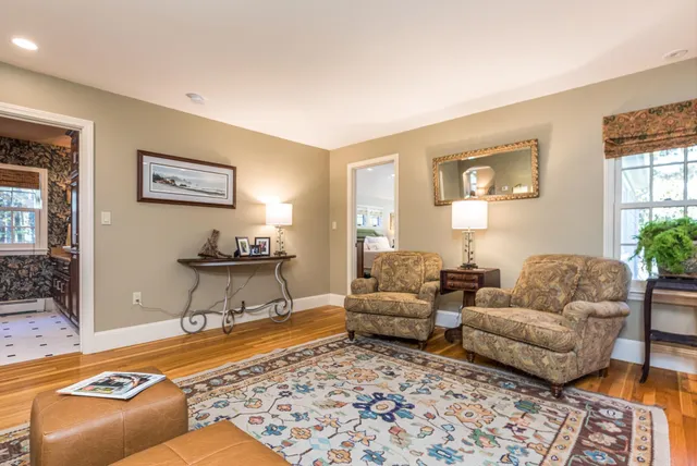 $1,175,000 | 113 Exeter Road, North Hampton, NH 03862