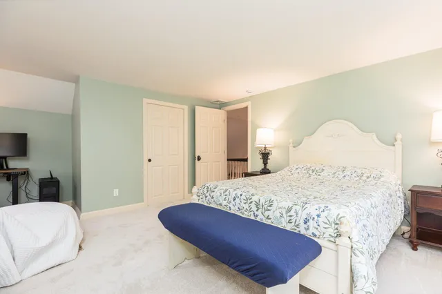 $1,175,000 | 113 Exeter Road, North Hampton, NH 03862