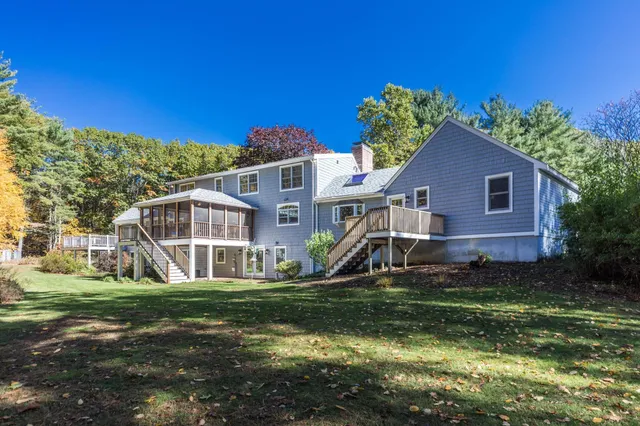 $1,175,000 | 113 Exeter Road, North Hampton, NH 03862