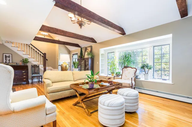 $1,175,000 | 113 Exeter Road, North Hampton, NH 03862