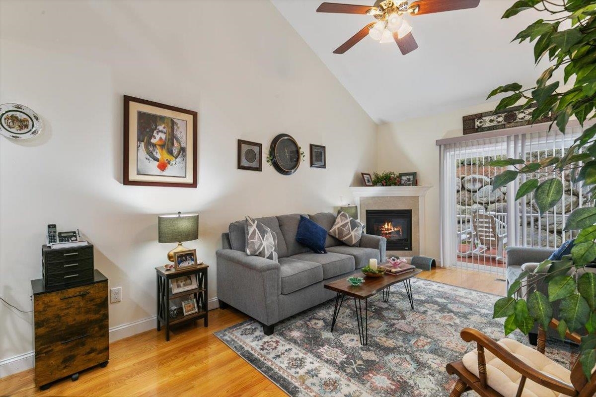 23 Winterberry Road Pelham, NH 03076 - Photo 11 of 37