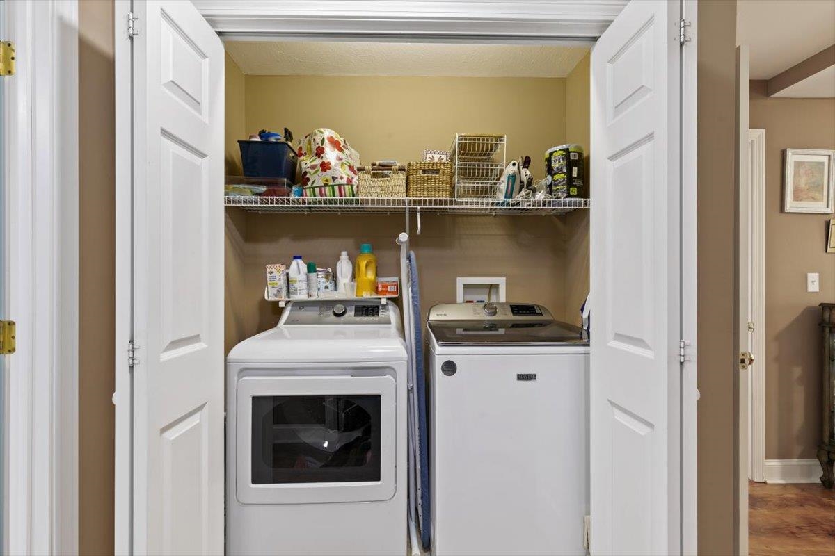 23 Winterberry Road Pelham, NH 03076 - Photo 15 of 37