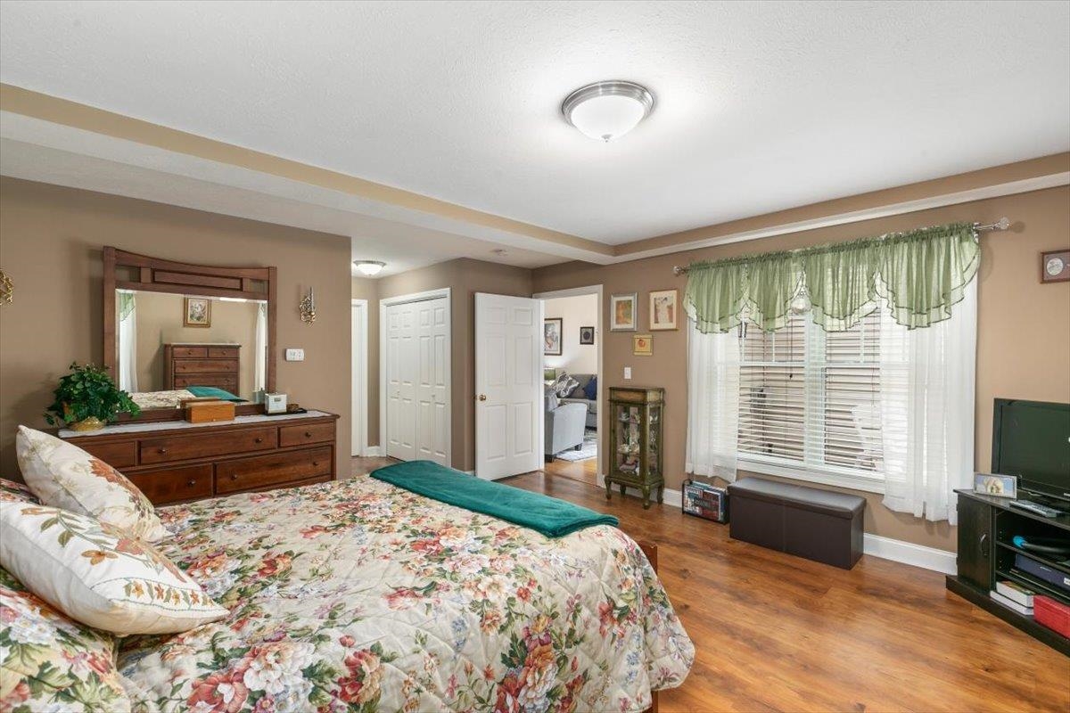 23 Winterberry Road Pelham, NH 03076 - Photo 16 of 37