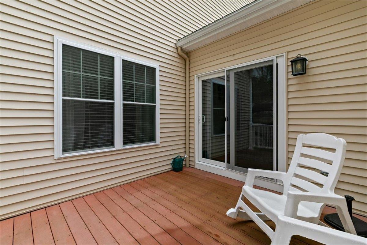 23 Winterberry Road Pelham, NH 03076 - Photo 33 of 37