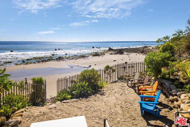 $11,750,000 | 32802 Pacific Coast Highway, Malibu, CA 90265
