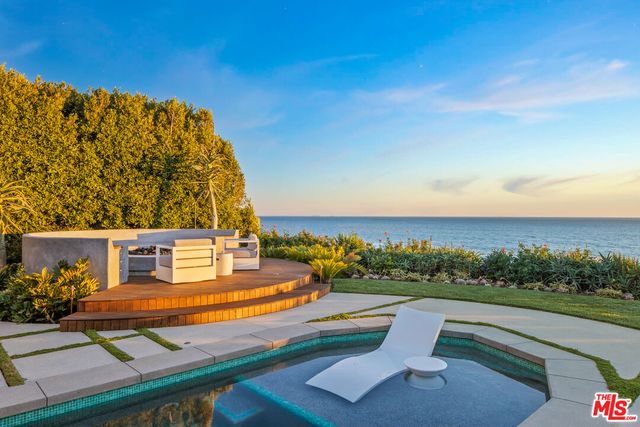 $11,750,000 | 32802 Pacific Coast Highway, Malibu, CA 90265