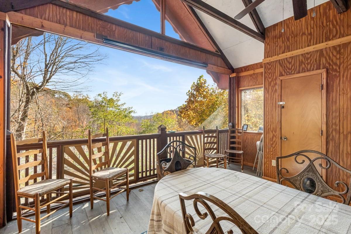 563 Bee Tree Lane Mars Hill, NC 28754 - Photo 3 of 28