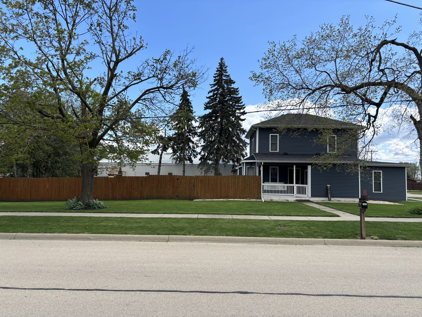 732 West 2nd Street Byron, IL 61010 - Photo 1 of 22