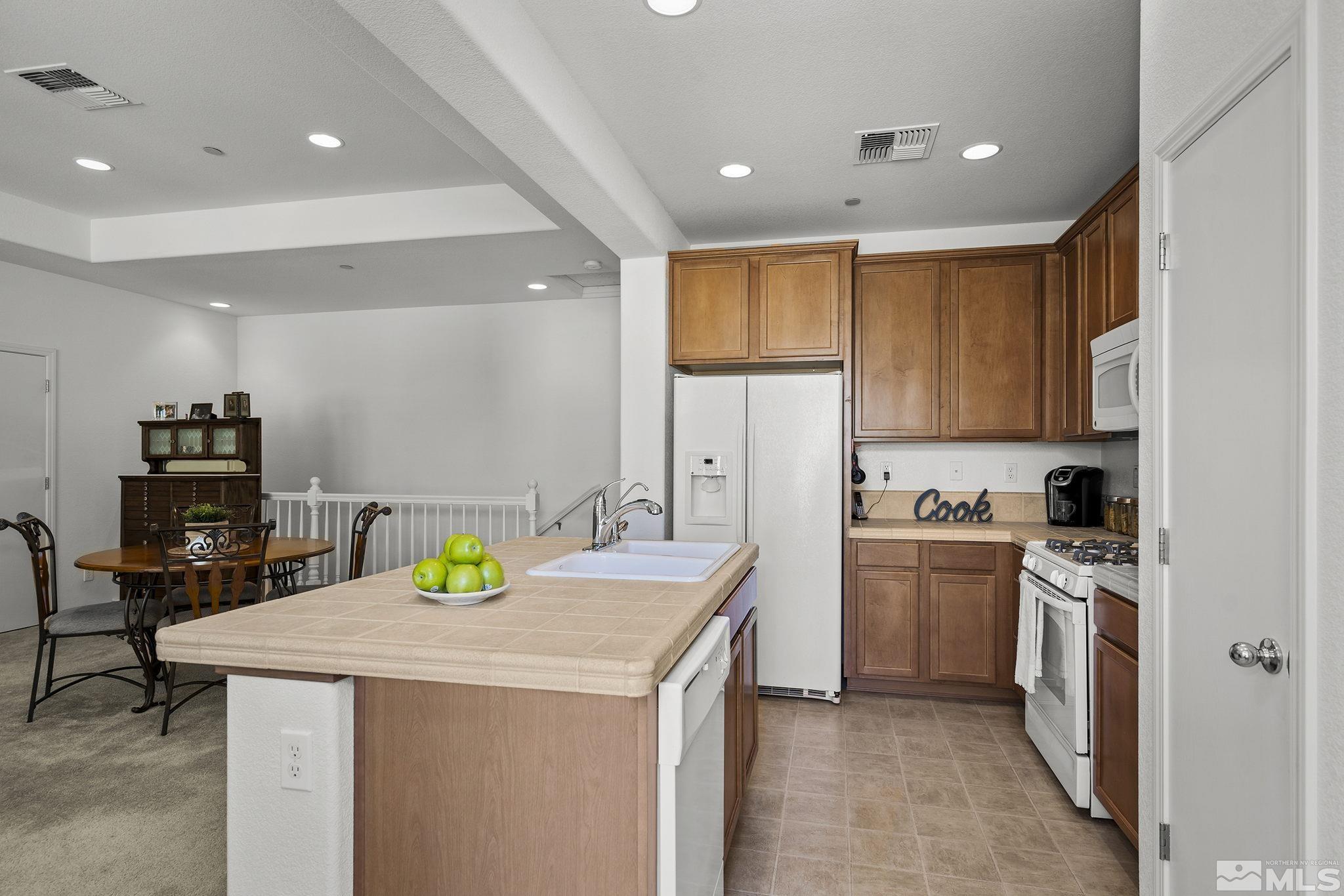 1872 Wind Ranch Road, Unit C Reno, NV 89521 - Photo 8 of 19 Photo 8