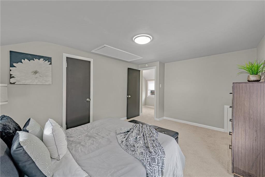 1027 McNeilly Road Pittsburgh, PA 15226 - Photo 12 of 25 Gallery Image 12