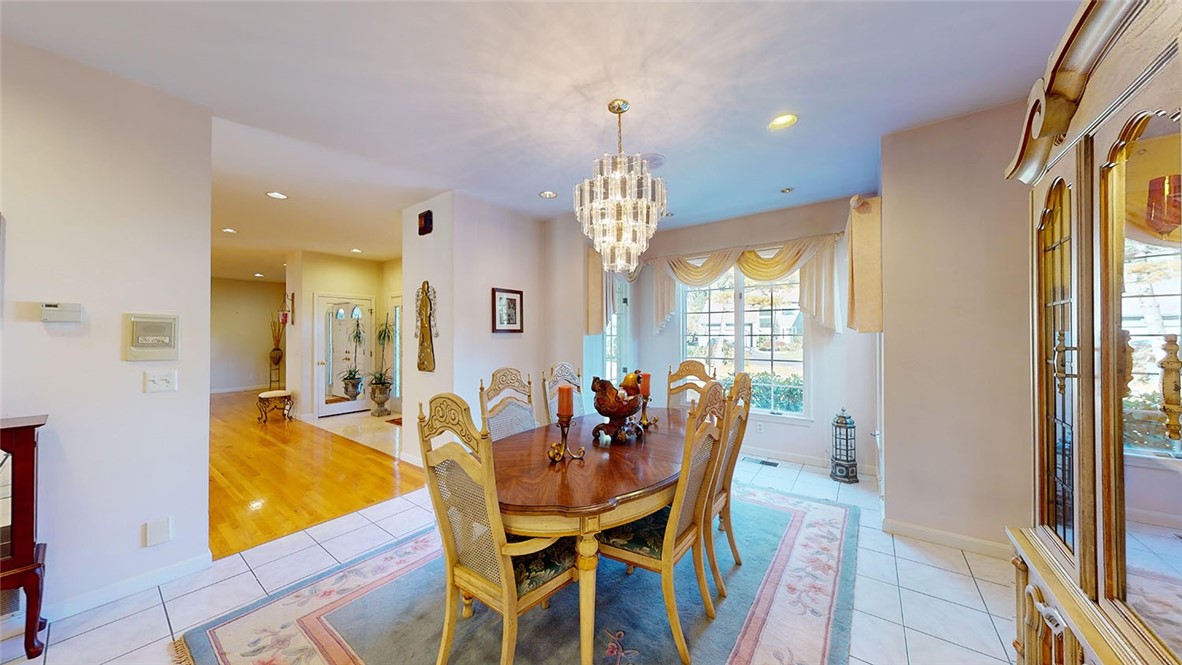 24 Michelle Circle Warwick, RI 02886 - Photo 20 of 42