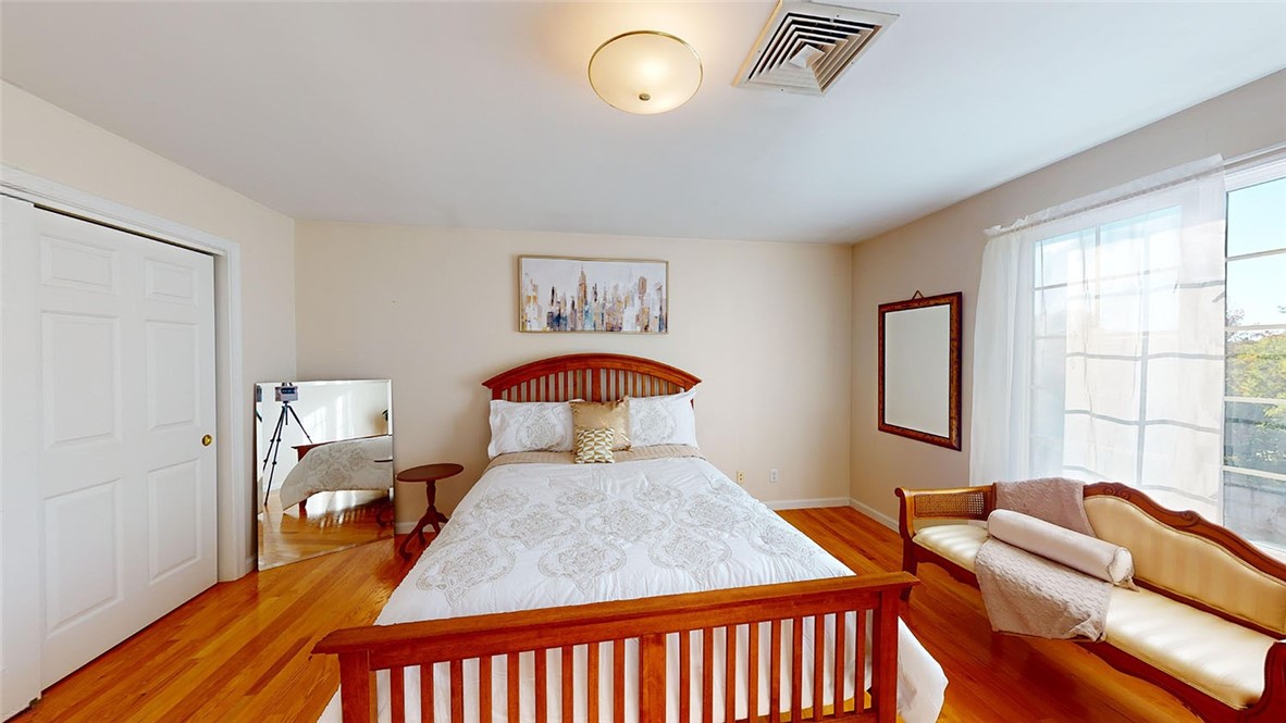 24 Michelle Circle Warwick, RI 02886 - Photo 31 of 42