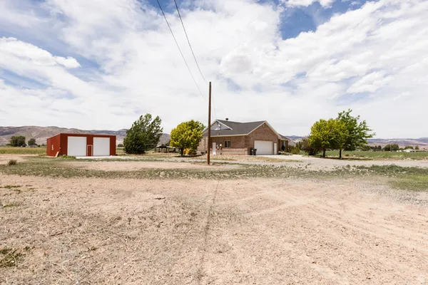 $689,000 | 420 South Main Street, Central Valley, UT 84754