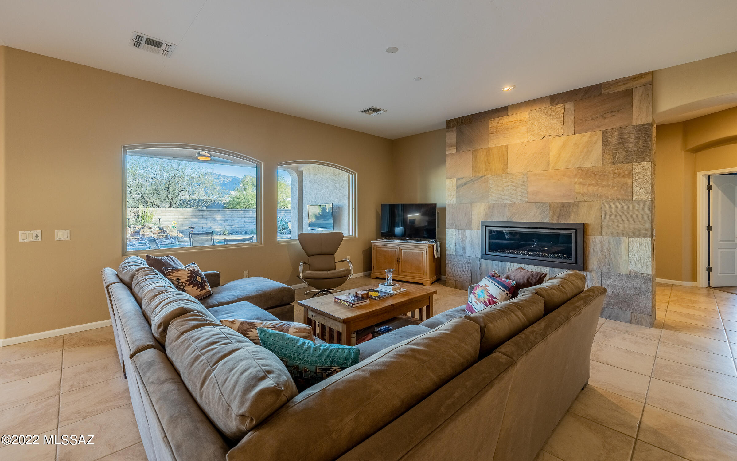 12658 North Yellow Bird Road Tucson, AZ 85755 - Photo 5 of 44