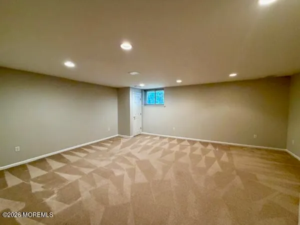 $3,000 | 146 Heron Court, Manalapan, NJ 07726