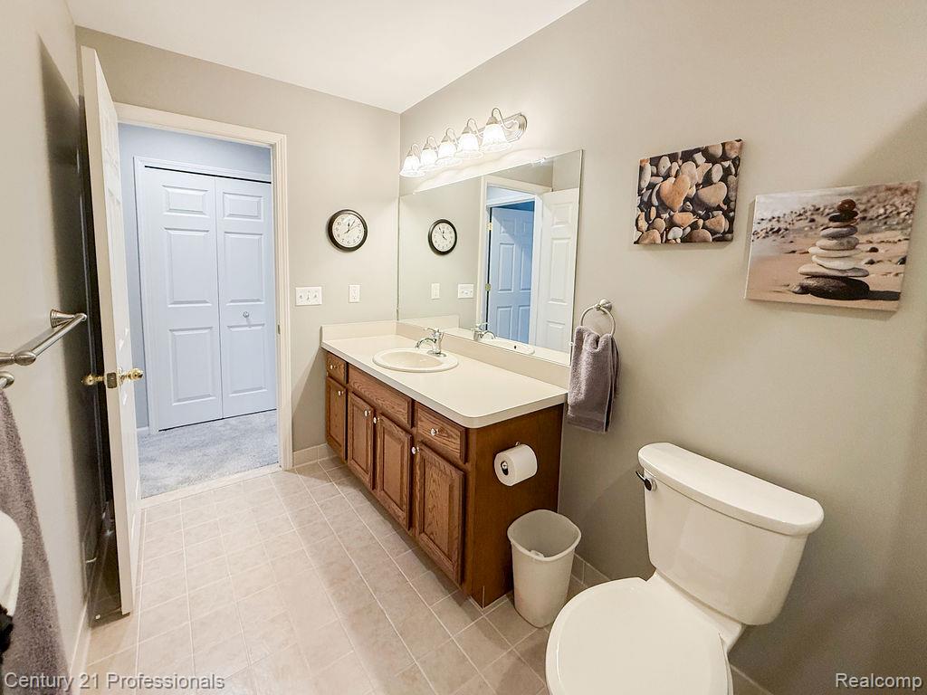 767 East Bluff Court Rochester Hills, MI 48306 - Photo 37 of 52