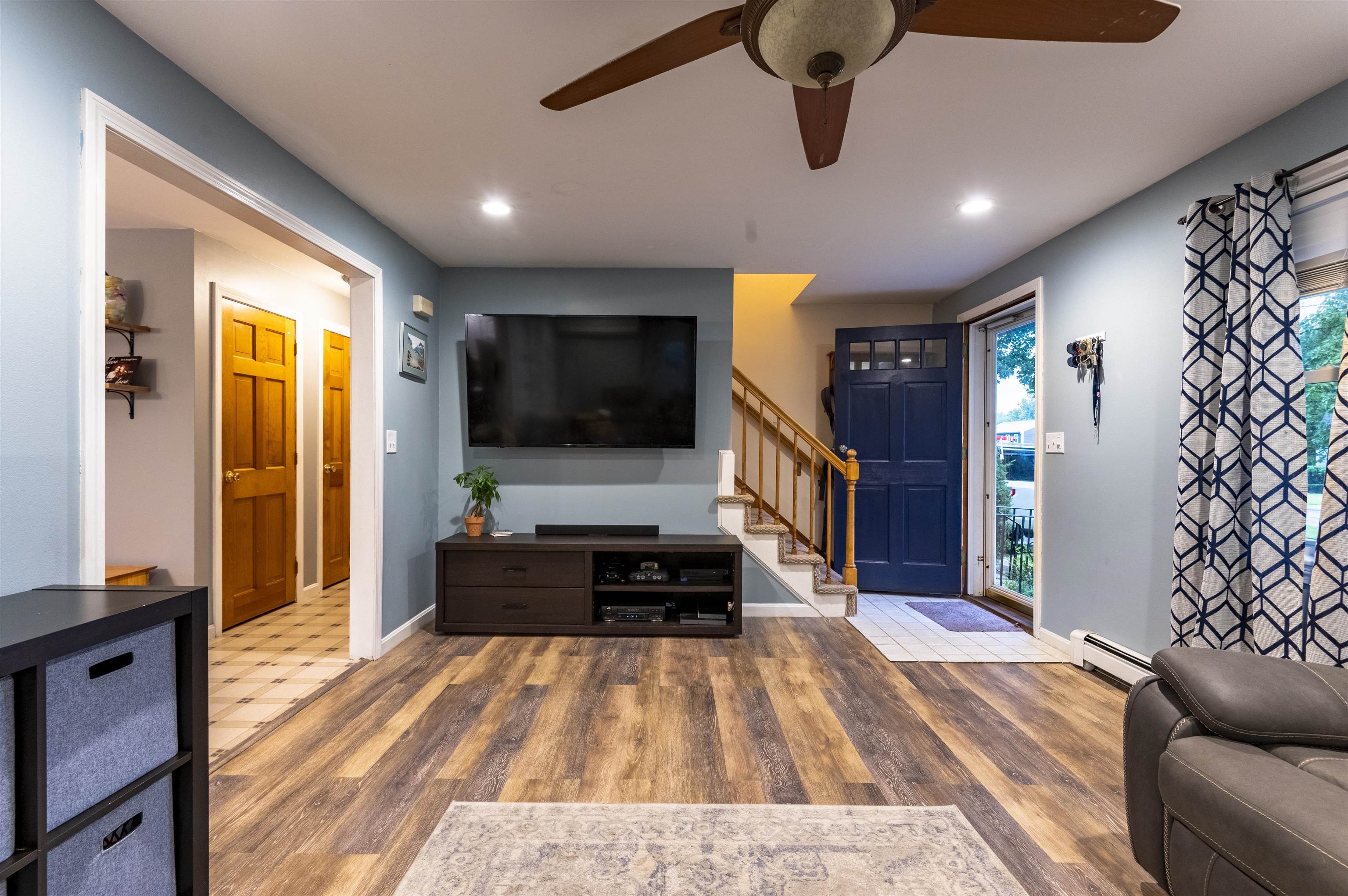 4 L Phillip Road Derry, NH 03038 - Photo 11 of 26
