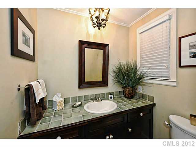 126 Ridgewood Avenue Charlotte, NC 28209 - Photo 11 of 16 Gallery Image 11