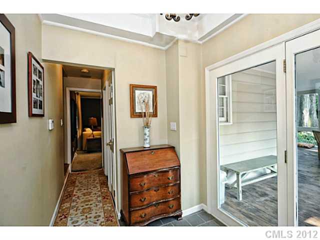 126 Ridgewood Avenue Charlotte, NC 28209 - Photo 13 of 16 Gallery Image 13