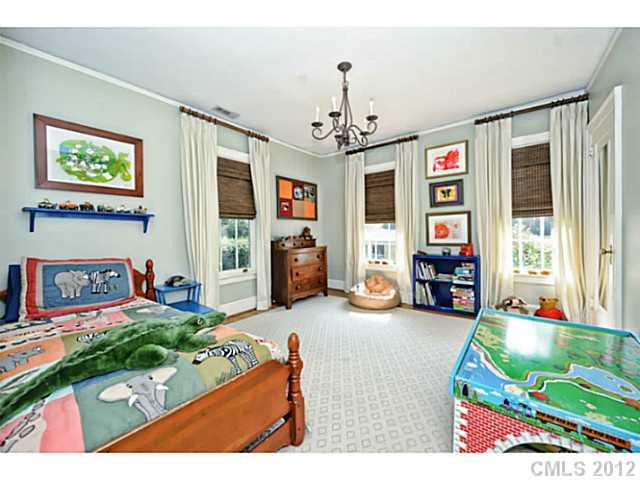 126 Ridgewood Avenue Charlotte, NC 28209 - Photo 10 of 16 Gallery Image 10