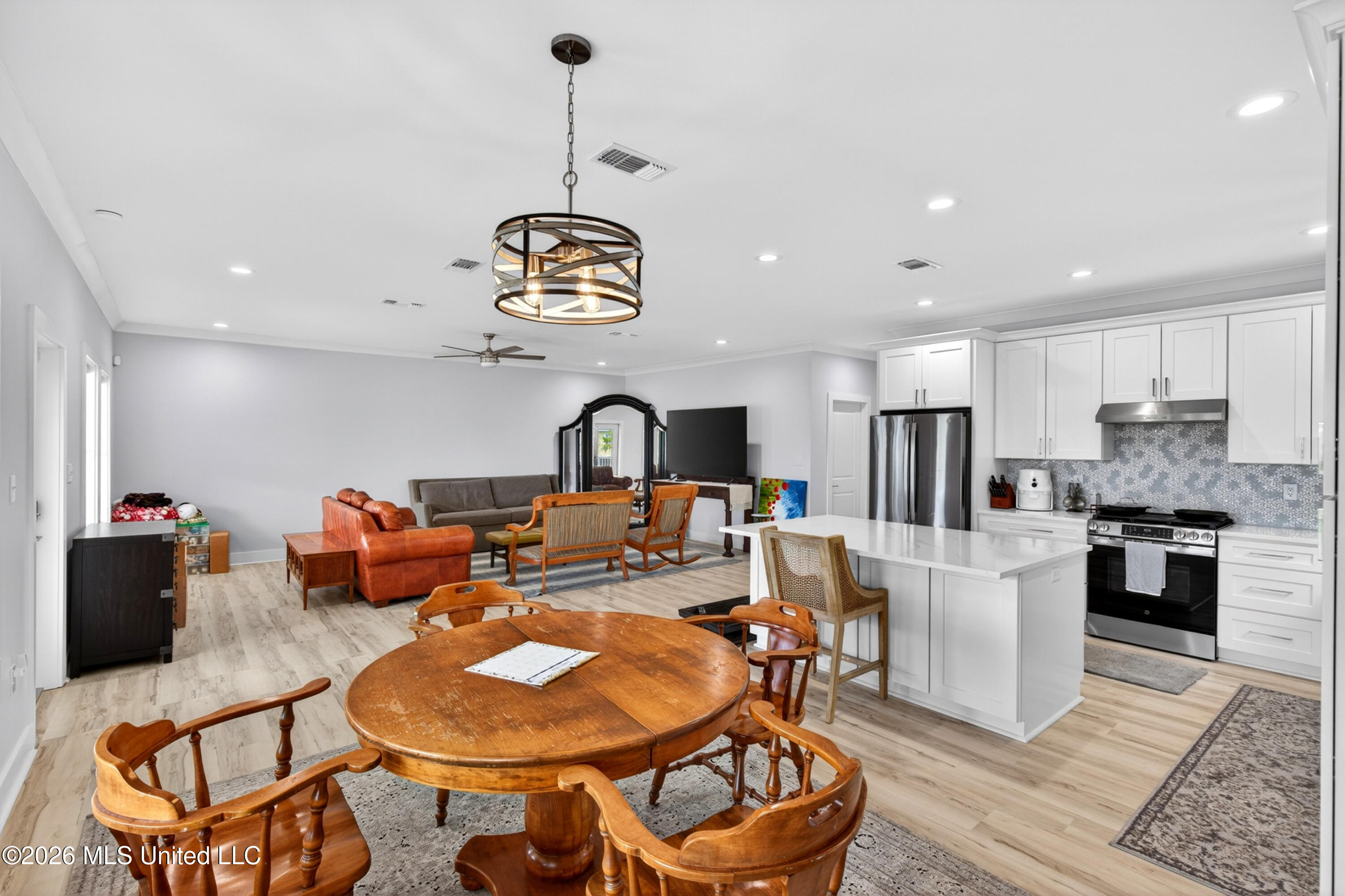 111 Pitcher Point Long Beach, MS 39560 - Photo 19 of 44 111PitcherPointAve-19