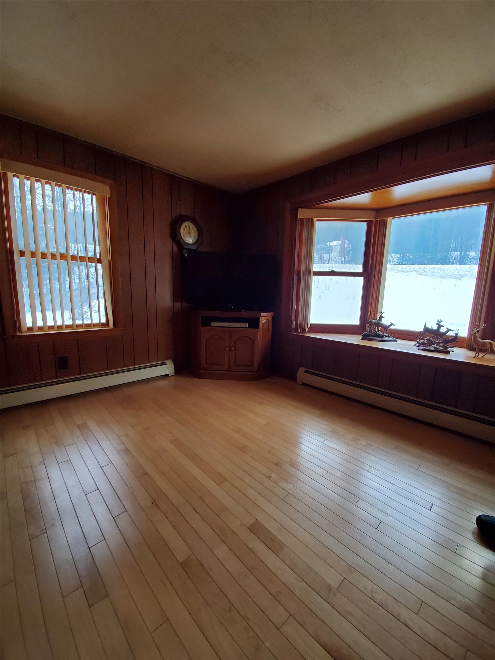 1366 Remick Road Waterford, VT 05819 - Photo 9 of 32 Gallery Image 9